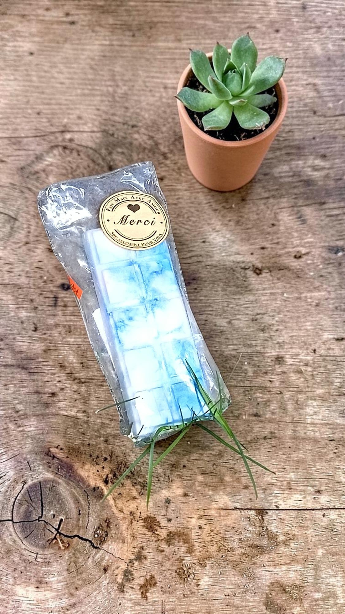 Barre parfumée - à mettre dans les placards.. ou faire fondre par petits carreaux sur diffuseur!