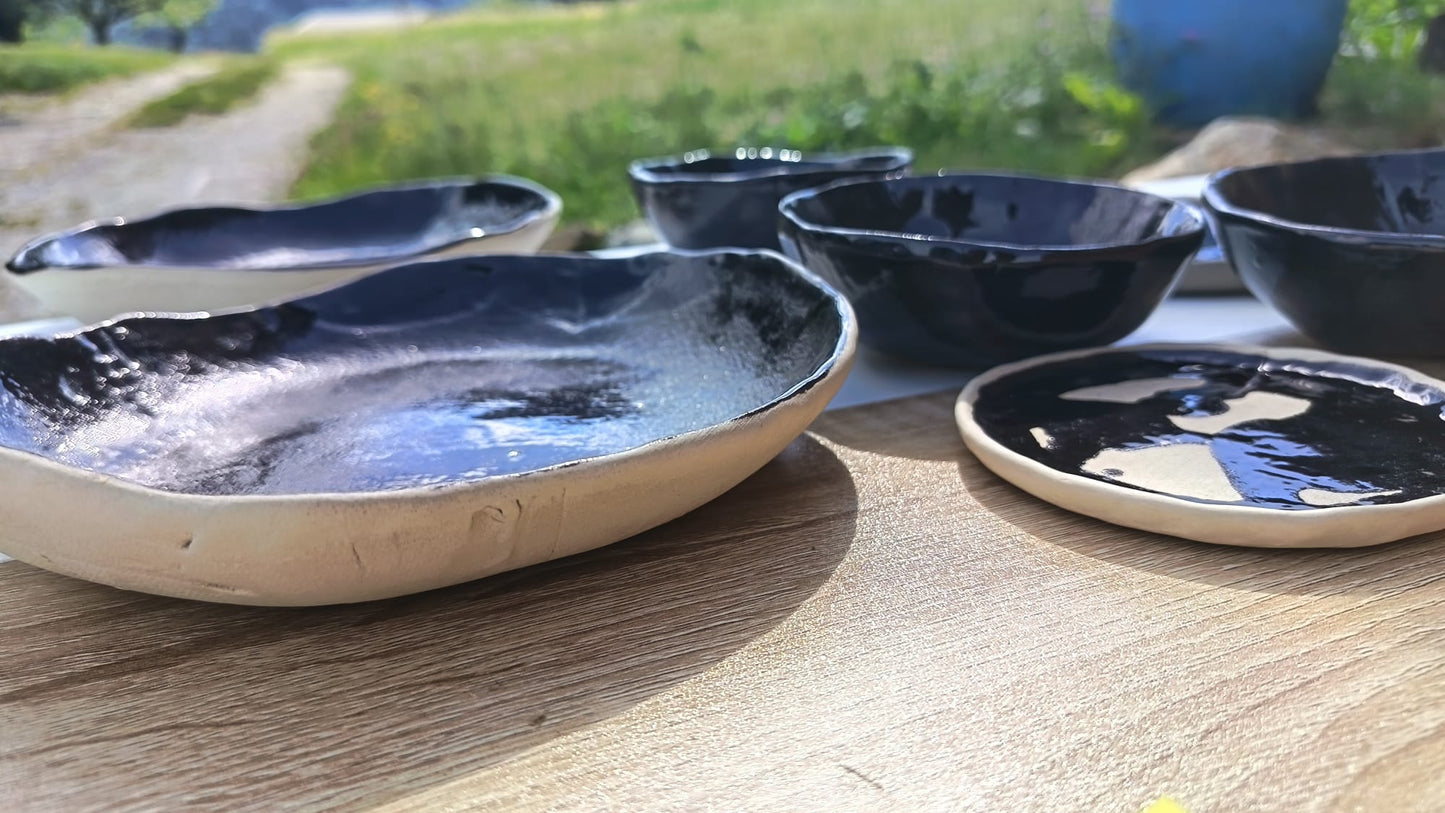 Lot de 2 assiettes creuses -en grès émaillé