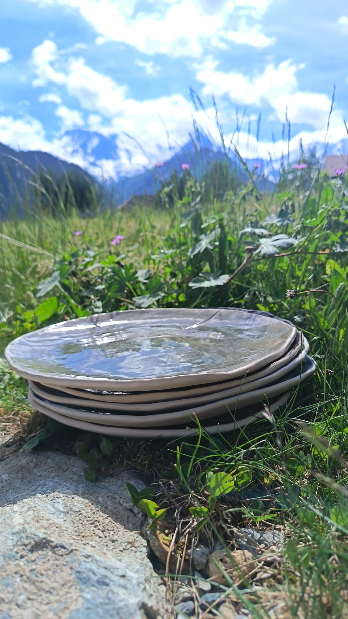 Grande assiette plate  en grès émaillé