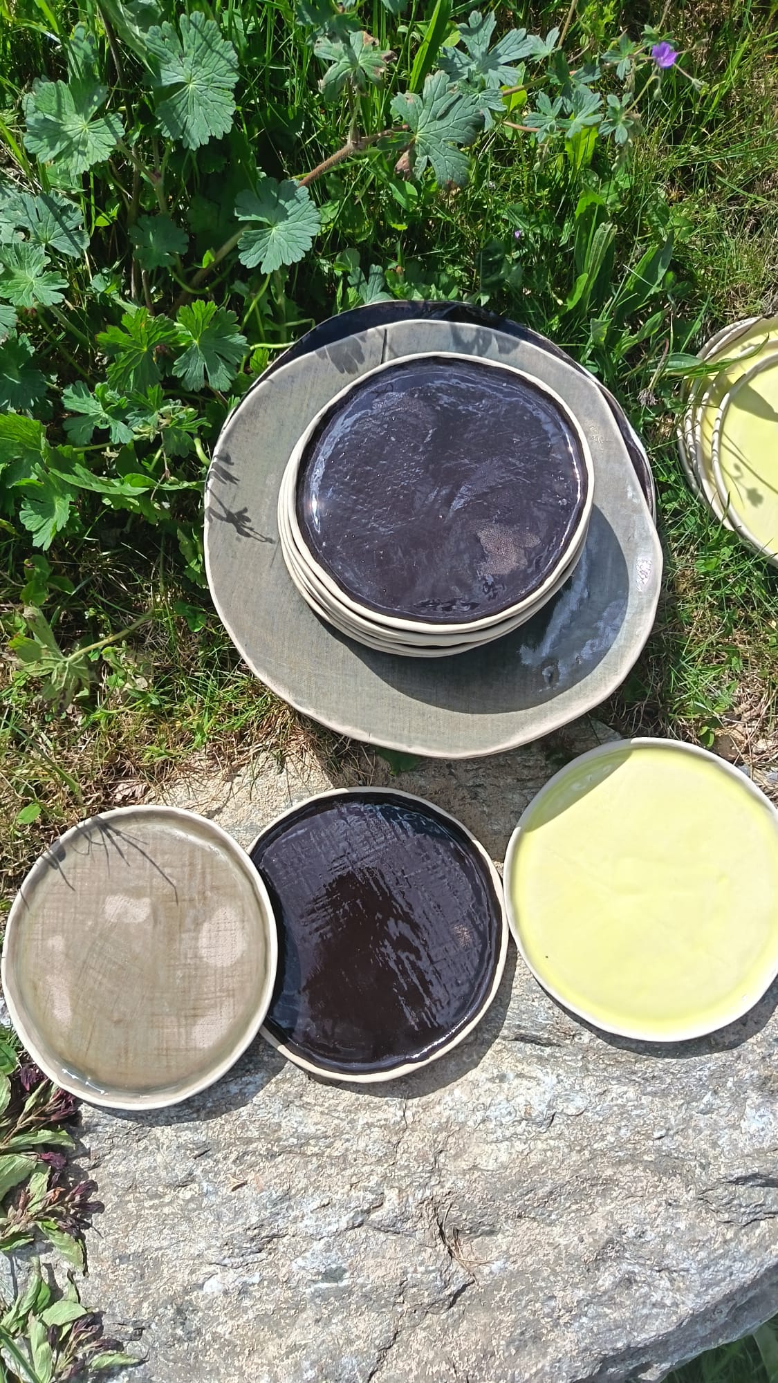 Lot de 4 petite assiettes ronde à dessert/ brunch -en grès émaillé