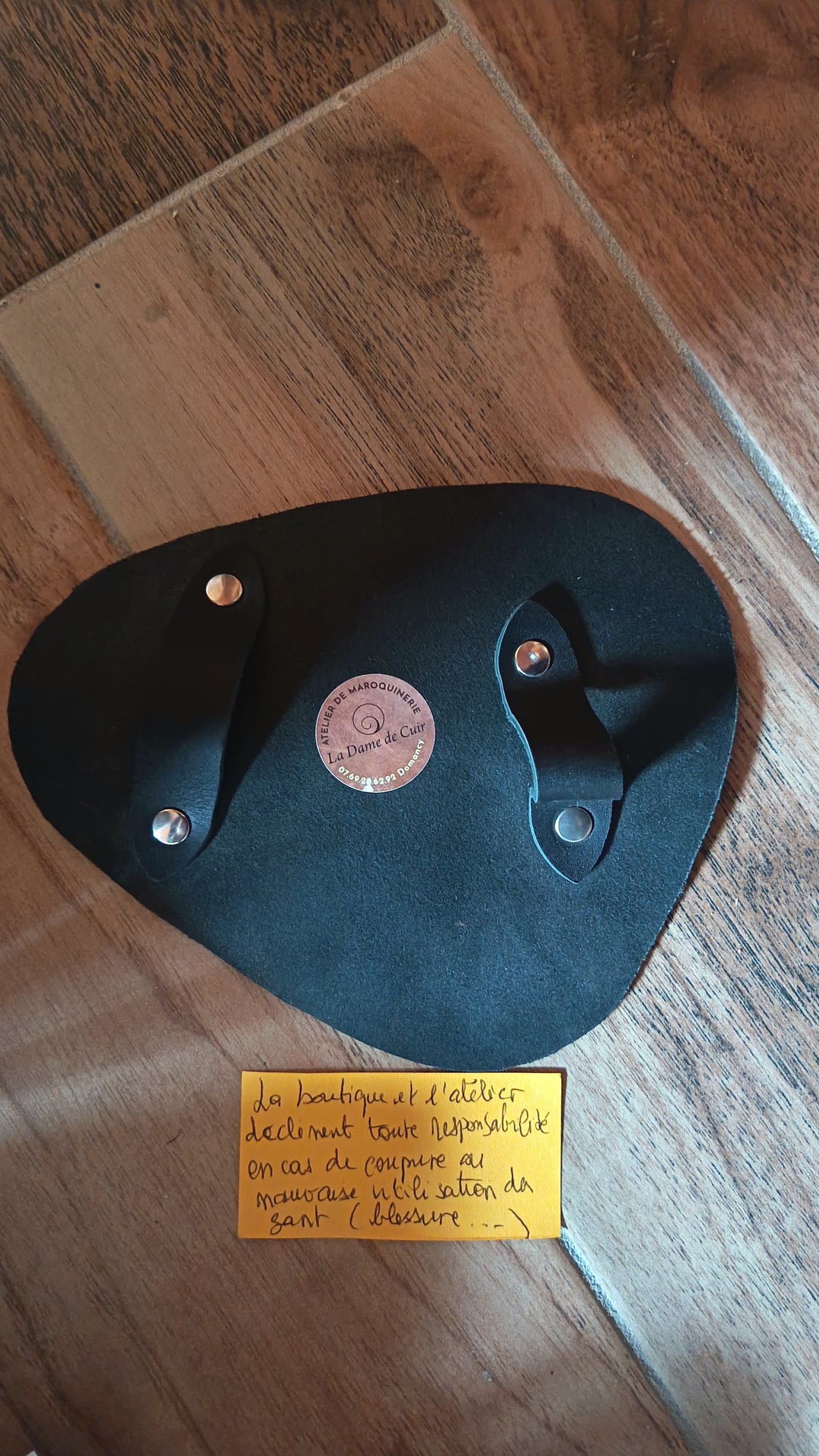 Gant à huîtres en cuir