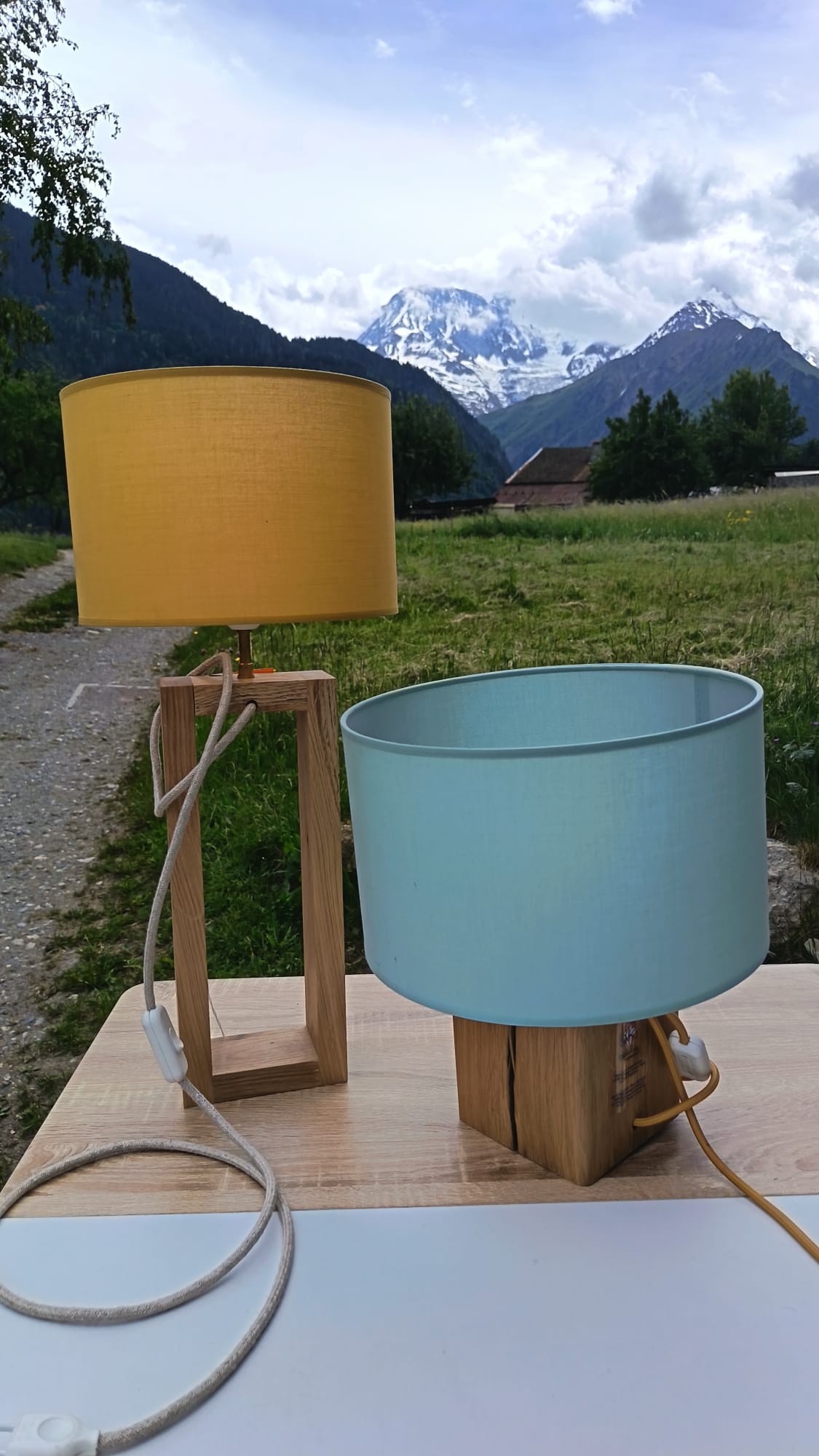 Lampe à poser pied carré bois - Chêne carré