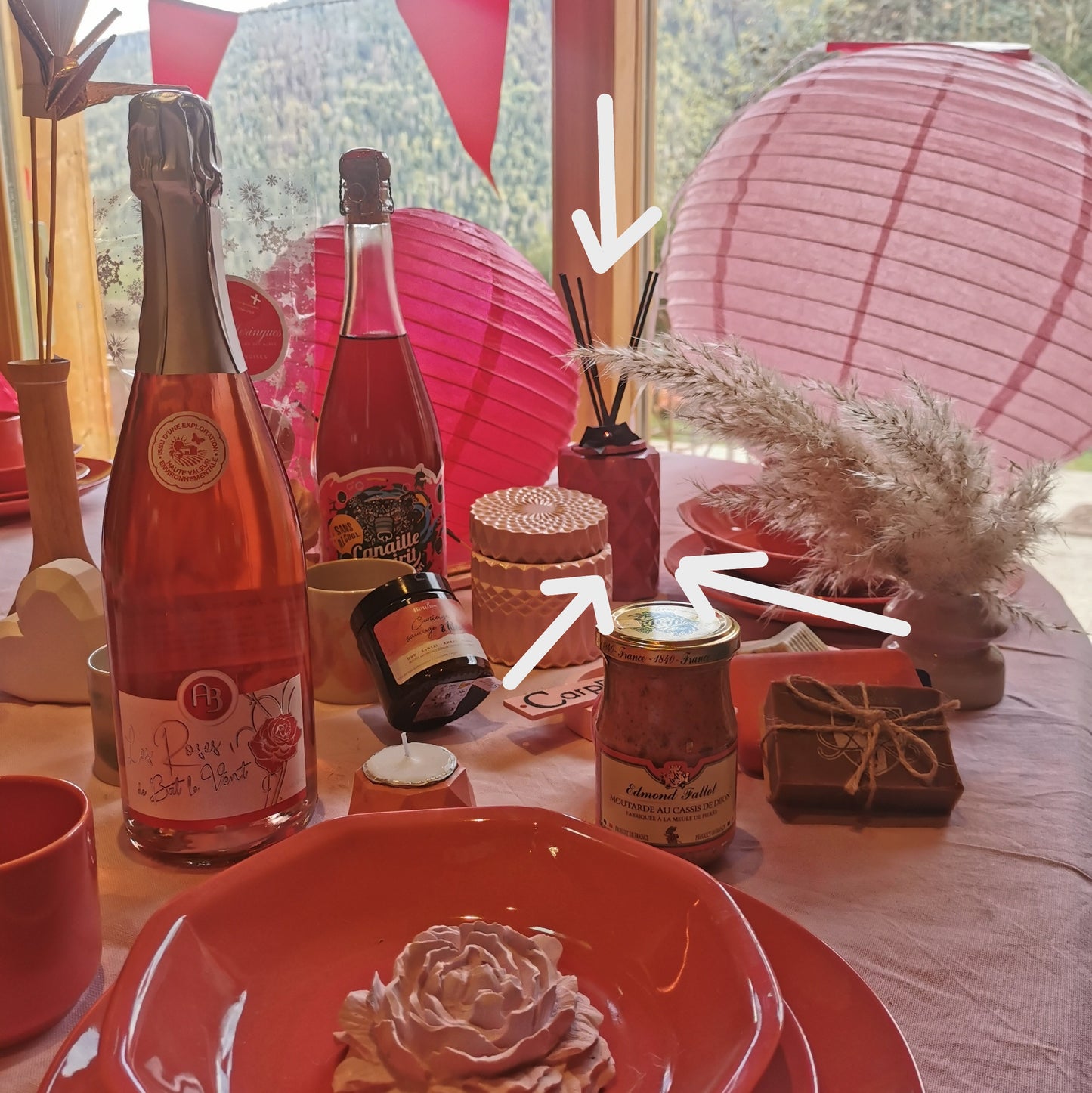 Diffuseur rose avec bâtons