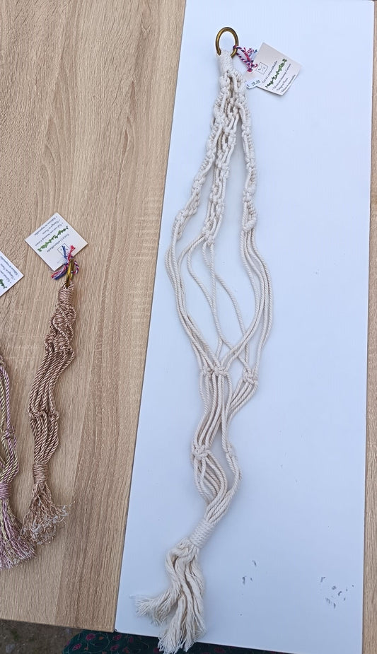 Grande suspension macramé -idéal succulente moyenne